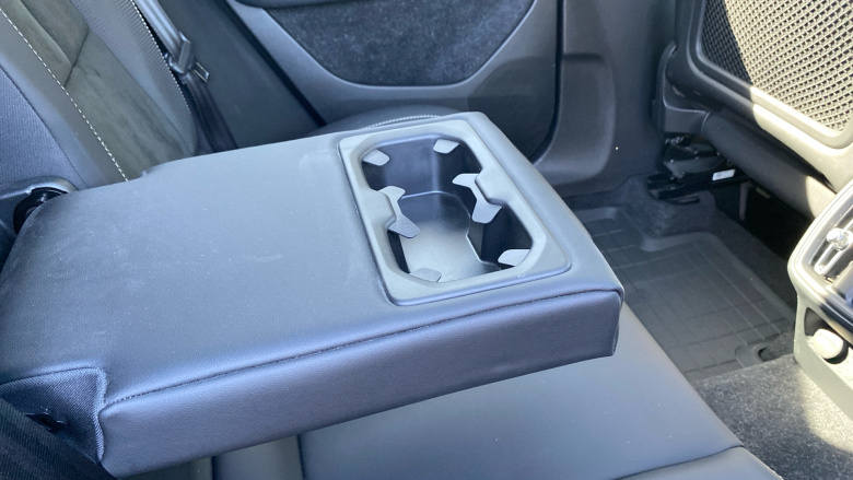 Volvo Xc40 2.0 D4 [190] R DESIGN Pro 5dr AWD Geartronic Diesel Estate